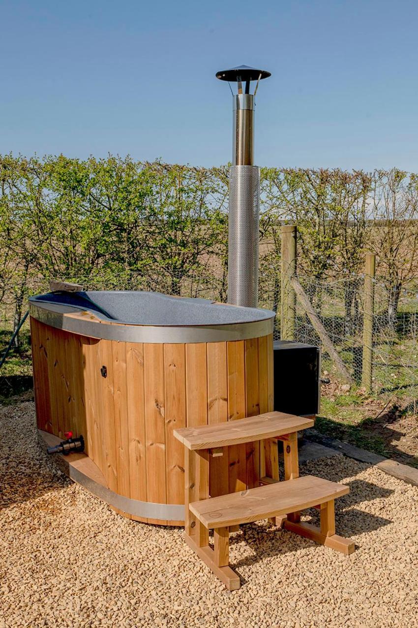 Old King William Shepherd Huts And Private Hot Tubs In North Norfolk Hunworth Екстер'єр фото