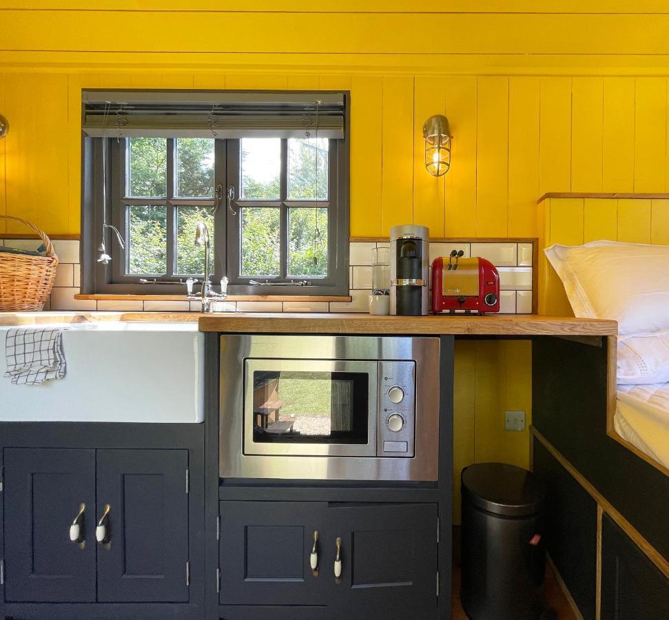 Old King William Shepherd Huts And Private Hot Tubs In North Norfolk Hunworth Екстер'єр фото
