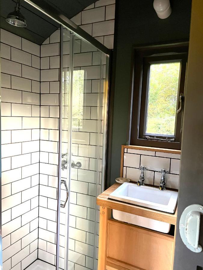 Old King William Shepherd Huts And Private Hot Tubs In North Norfolk Hunworth Екстер'єр фото