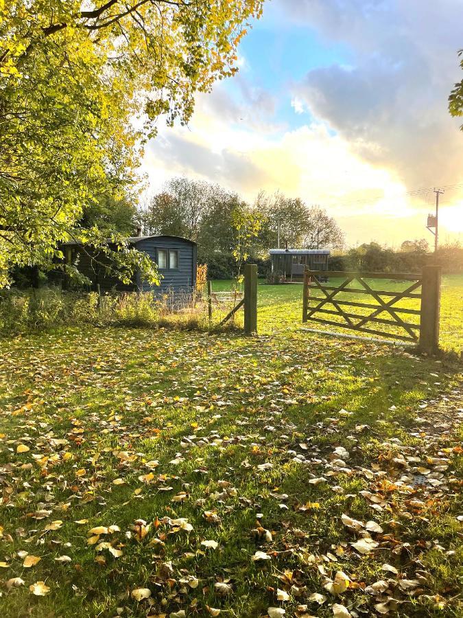 Old King William Shepherd Huts And Private Hot Tubs In North Norfolk Hunworth Екстер'єр фото